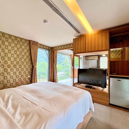 Wulai Sunglyu Hot Spring Resort Eksteriør billede