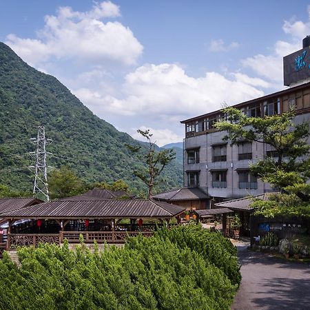 Wulai Sunglyu Hot Spring Resort Eksteriør billede