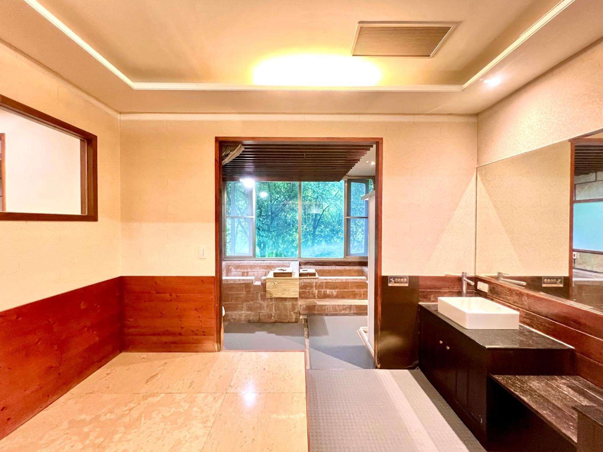 Wulai Sunglyu Hot Spring Resort Eksteriør billede